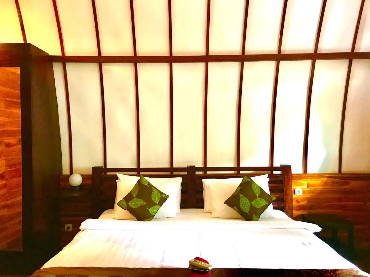 Cotton Tree Cottages Gili Trawangan Exterior photo